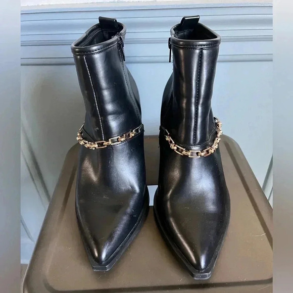 Shoes | Asos Wide Fit Elvin Western Boots With Gold Chain - Picture 2 of 5